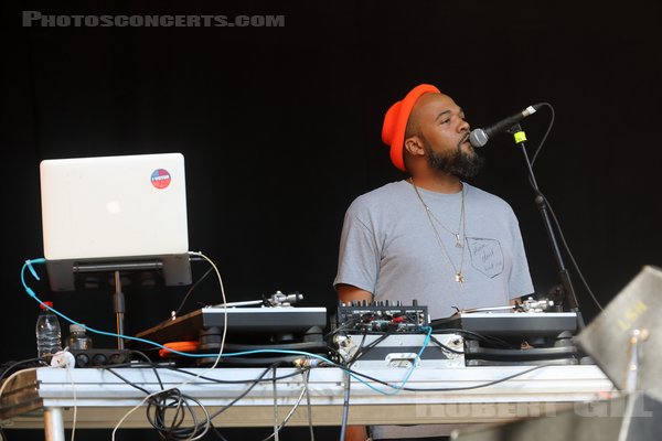 ROBERT GLASPER - 2022-08-27 - SAINT CLOUD - Domaine National - Scene de la Cascade - 